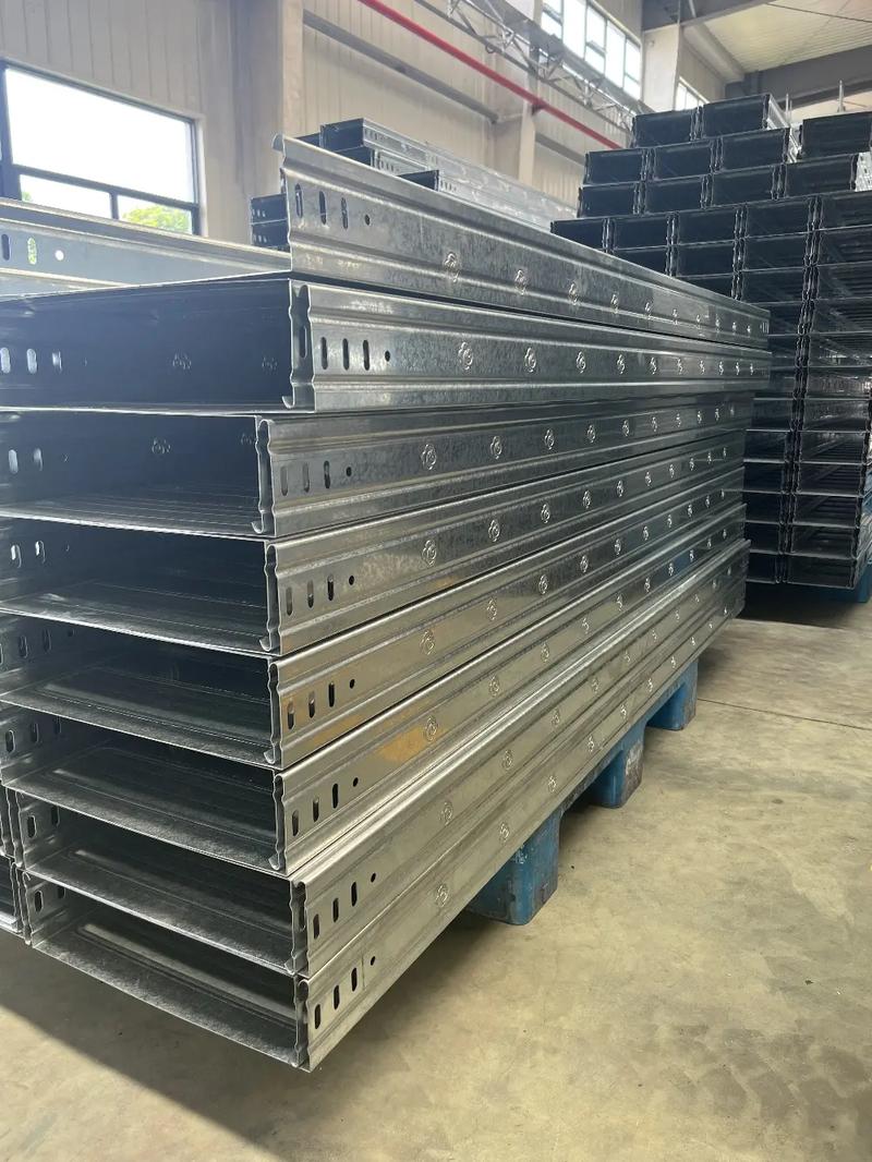 网格桥架快速连接片：让电缆管理更轻松